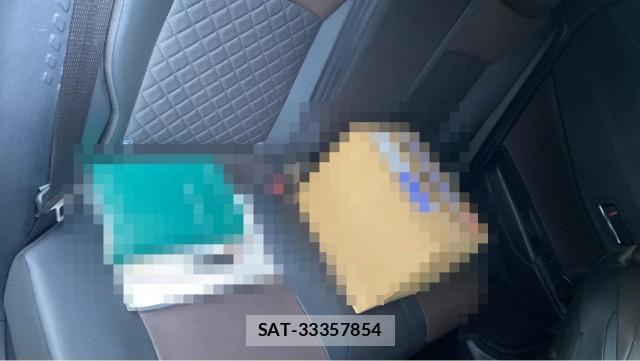Toyota C-HR 2017-07 8281118-6