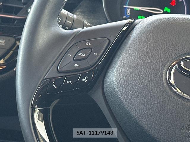 Toyota C-HR 2017-04 8281195-18