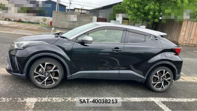 Toyota C-HR 2019-10 8281525-10