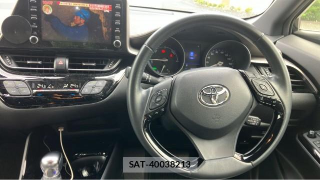 Toyota C-HR 2019-10 8281525-16