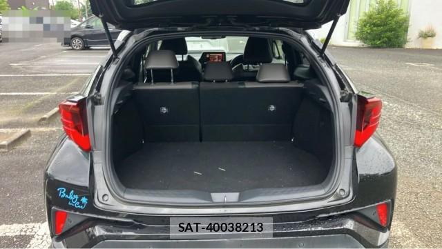 Toyota C-HR 2019-10 8281525-17