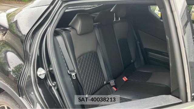 Toyota C-HR 2019-10 8281525-6