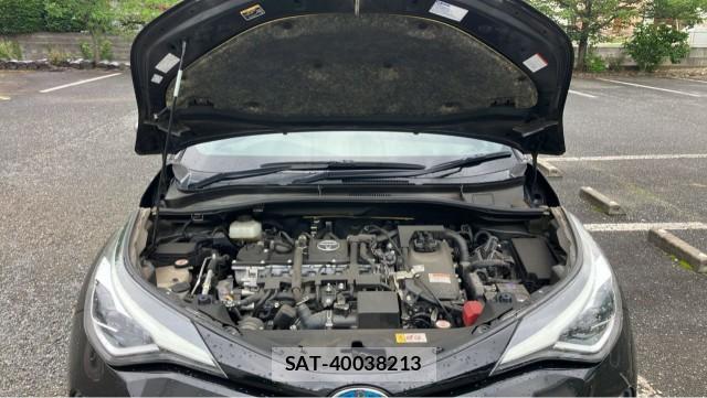 Toyota C-HR 2019-10 8281525-7