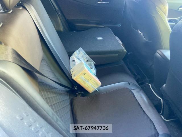 Toyota C-HR 2018-07 8284269-11