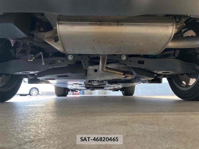 Toyota C-HR 2018-01 8285149-19