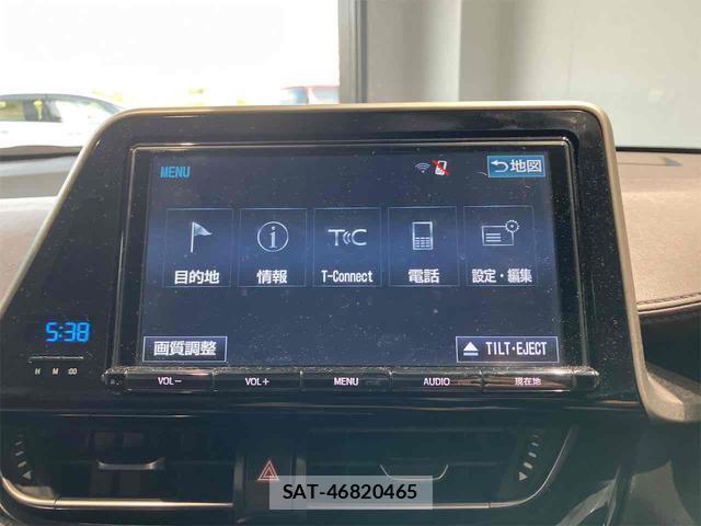 Toyota C-HR 2018-01 8285149-2