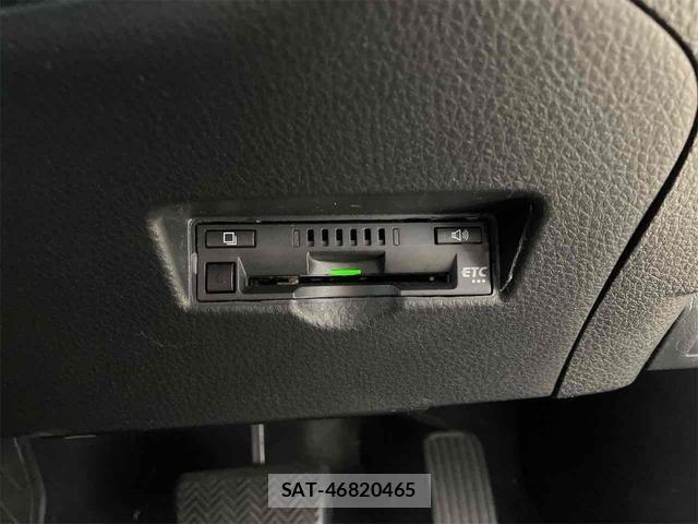 Toyota C-HR 2018-01 8285149-4