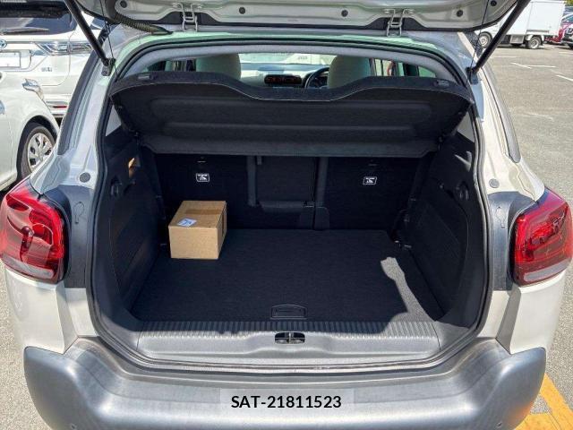 Citroen C3 2021-02 8284402-9