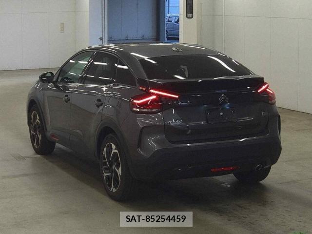 Citroen C4 2023-06 8284654-3