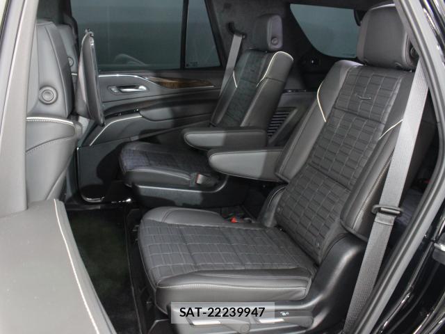 Cadillac ESCALADE 2024-03 8280794-7