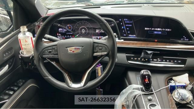 Cadillac ESCALADE 2023-10 8281074-16