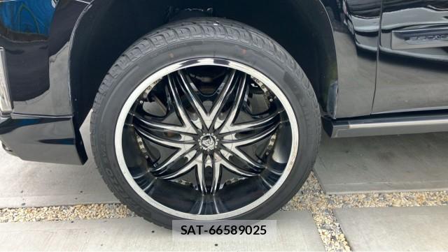 Cadillac ESCALADE 2014-08 8281281-7