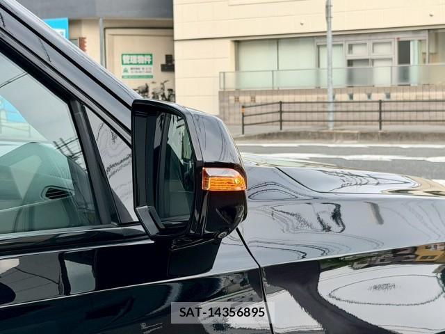 Cadillac ESCALADE 2022-03 8285086-15