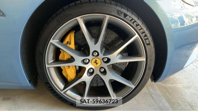 Ferrari California 2011-08 8282409-8