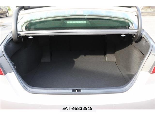 Toyota CAMRY 2018-04 8278090-18