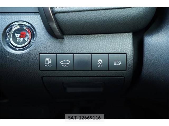 Toyota CAMRY 2021-06 8278112-9