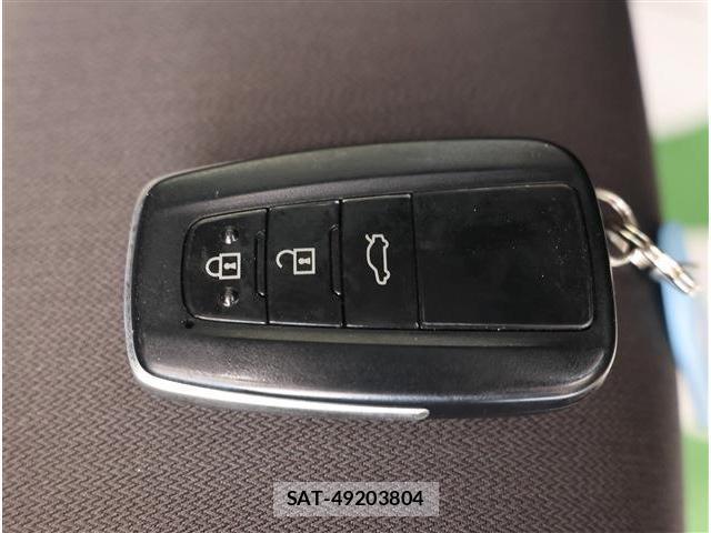 Toyota CAMRY 2023-06 8279086-19