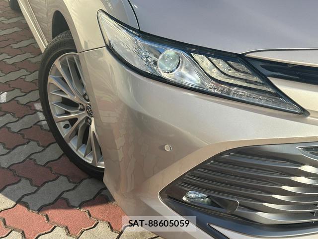 Toyota CAMRY 2017-12 8279433-11