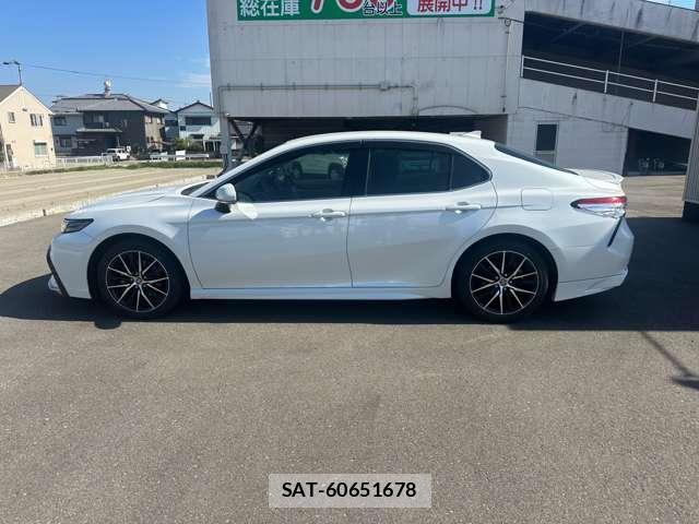 Toyota CAMRY 2021-10 8280175-13