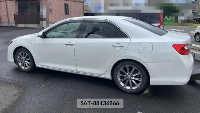 Toyota CAMRY 2014-08 8282259-10