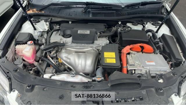Toyota CAMRY 2014-08 8282259-7