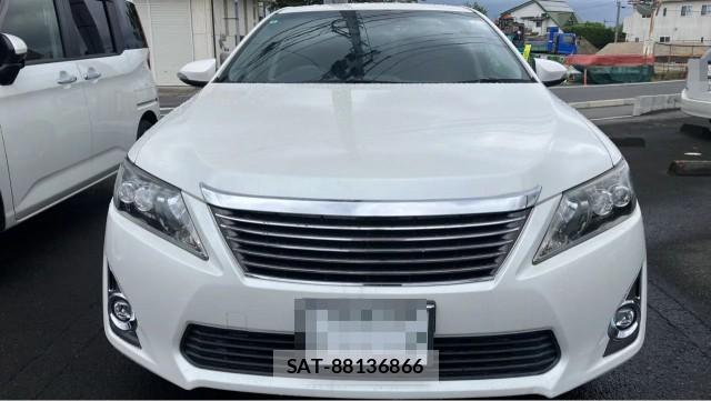 Toyota CAMRY 2014-08 8282259-9