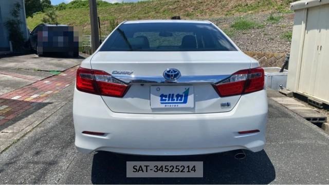 Toyota CAMRY 2013-09 8282349-1