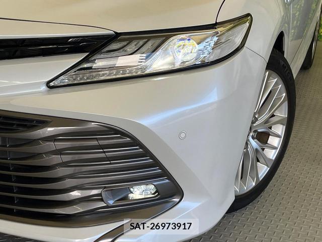 Toyota CAMRY 2017-11 8284894-11