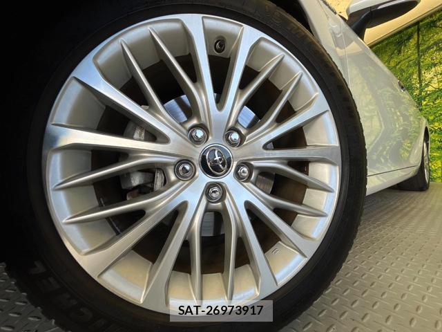 Toyota CAMRY 2017-11 8284894-12