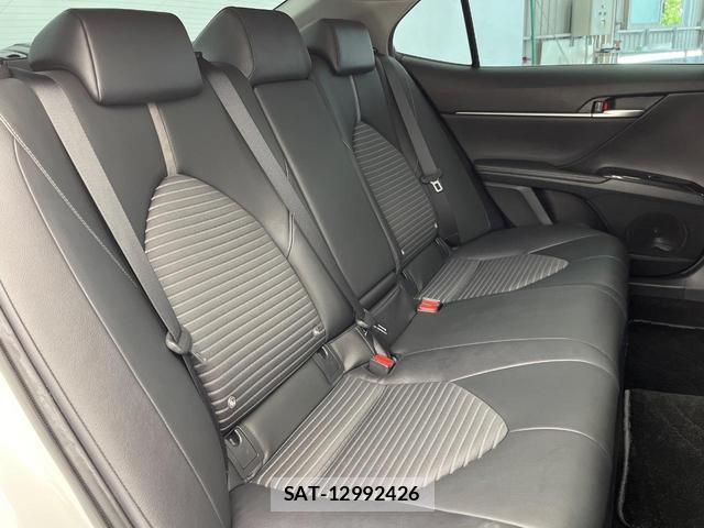 Toyota CAMRY 2018-12 8285497-12