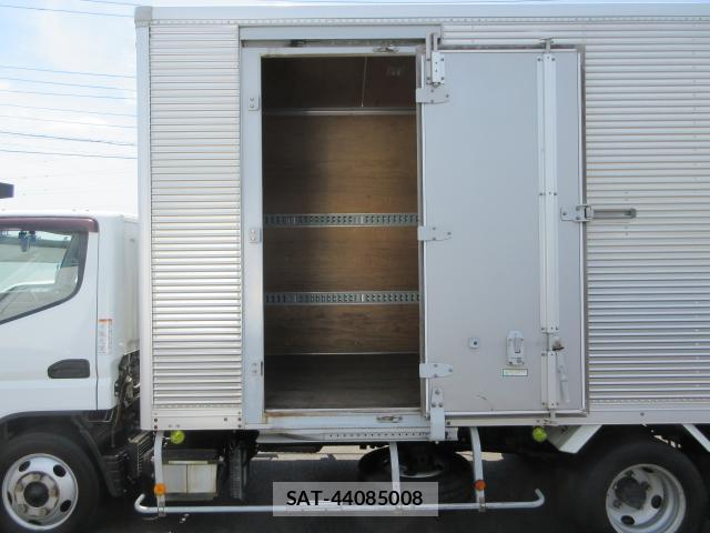 MITSUBISHI FUSO CANTER 2018-04 8276794-10