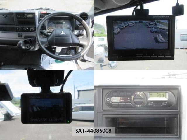 MITSUBISHI FUSO CANTER 2018-04 8276794-6