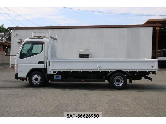 MITSUBISHI FUSO CANTER 2016-11 8276808-3