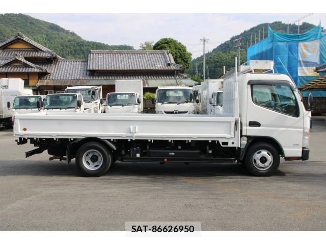 MITSUBISHI FUSO CANTER 2016-11 8276808-4