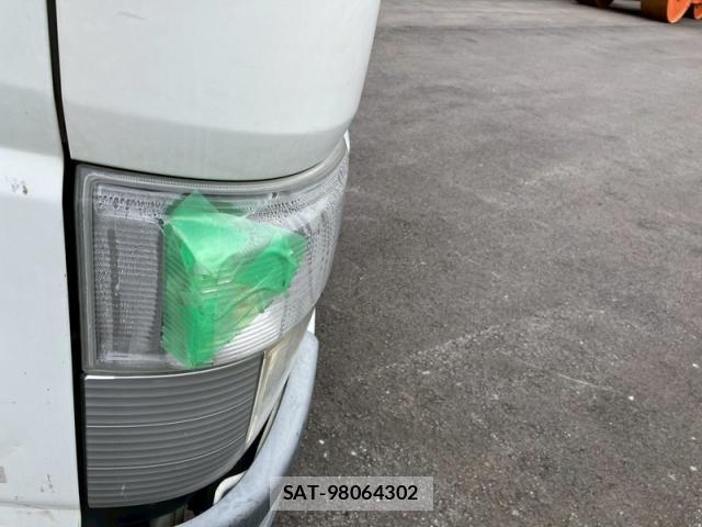 MITSUBISHI FUSO CANTER 2015-03 8277515-19