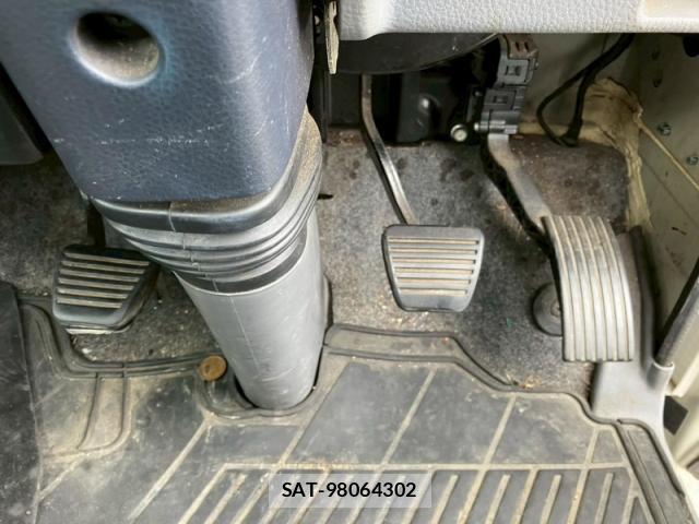 MITSUBISHI FUSO CANTER 2015-03 8277515-5