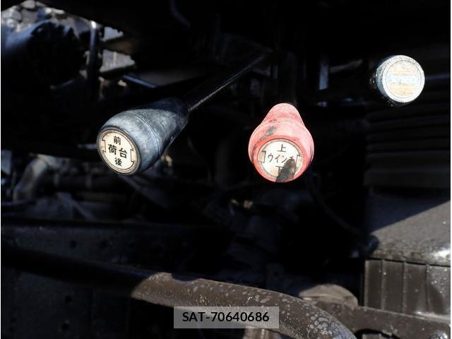 MITSUBISHI FUSO CANTER 2016-03 8283415-17