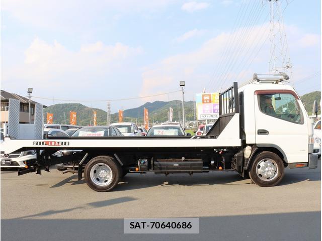 MITSUBISHI FUSO CANTER 2016-03 8283415-7