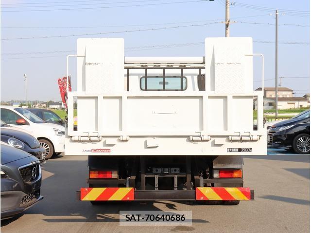 MITSUBISHI FUSO CANTER 2016-03 8283415-9