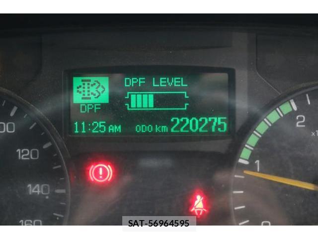 MITSUBISHI FUSO CANTER 2016-05 8284595-15