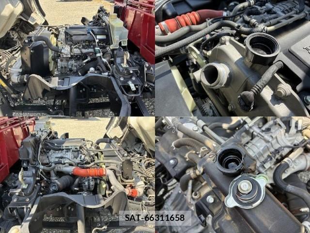 MITSUBISHI FUSO CANTER 2019-11 8284735-9