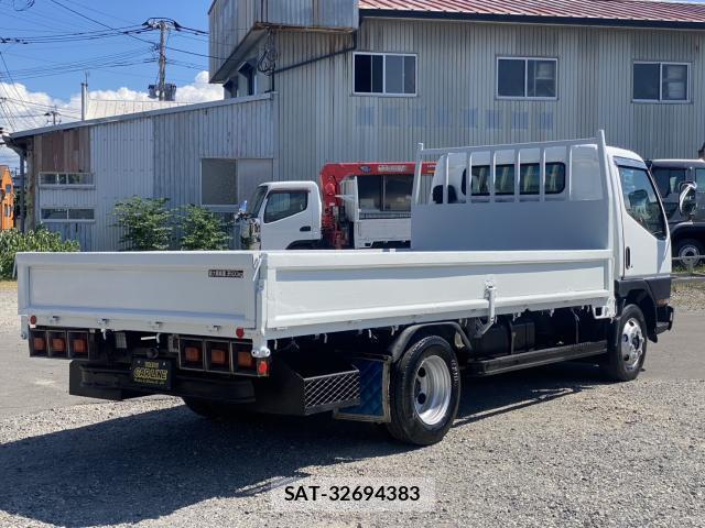 MITSUBISHI FUSO CANTER 2001-07 8285832-1