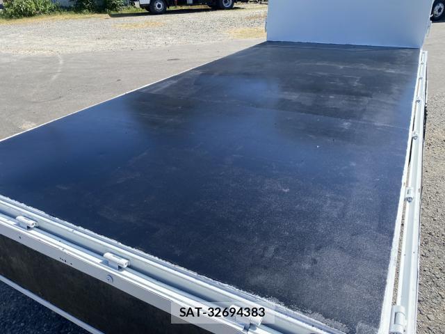 MITSUBISHI FUSO CANTER 2001-07 8285832-2