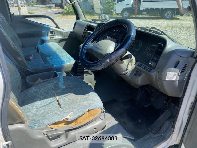MITSUBISHI FUSO CANTER 2001-07 8285832-9