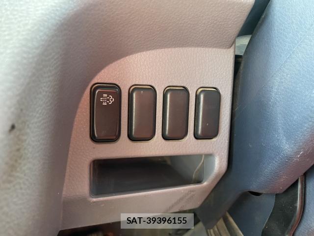 MITSUBISHI FUSO CANTER 2011-07 8285834-13