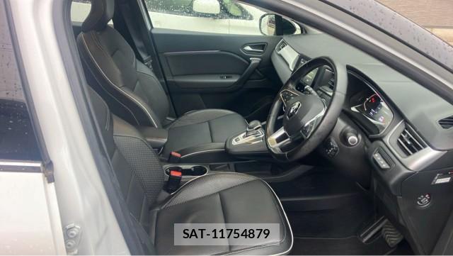 Renault CAPTUR 2021-12 8281051-5