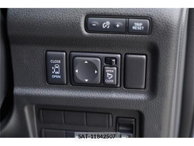 Nissan Caravan 2025-11 8278105-17