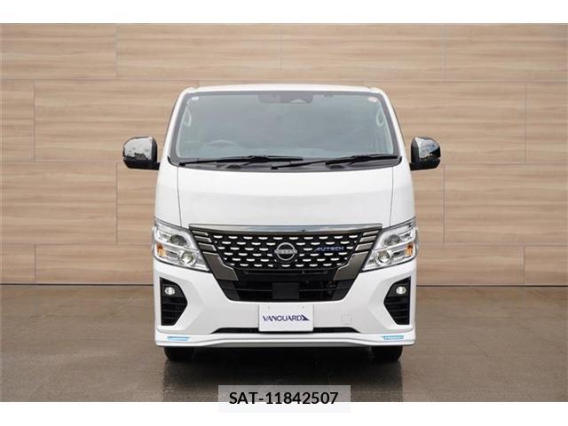 Nissan Caravan 2025-11 8278105-2