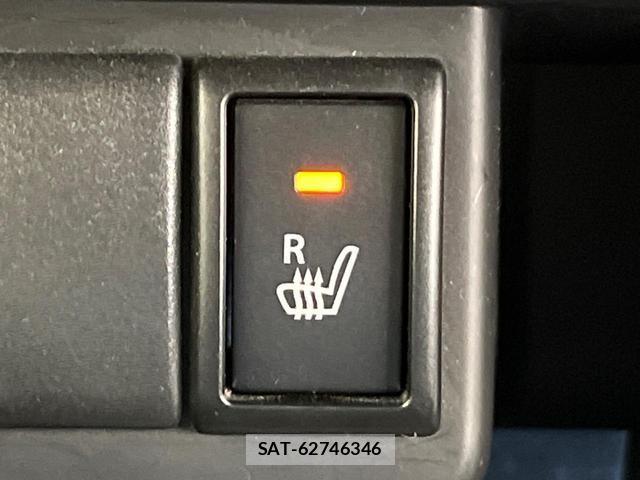 Mazda CAROL 2017-07 8284930-3