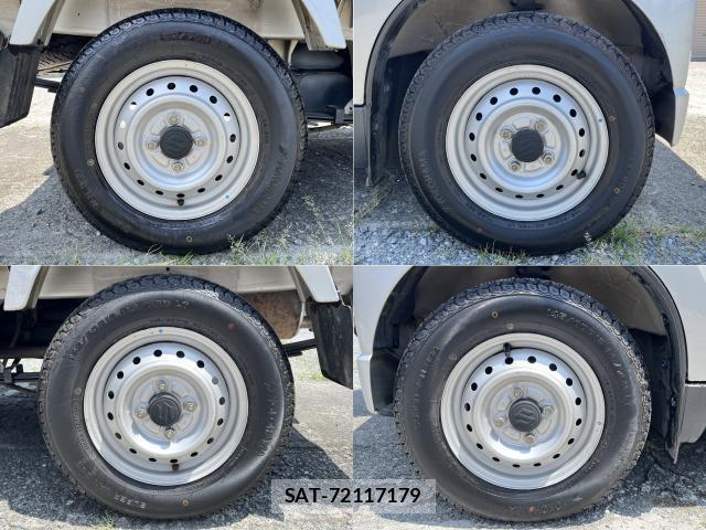 Suzuki CARRY TRUCK 2011-06 8280435-5